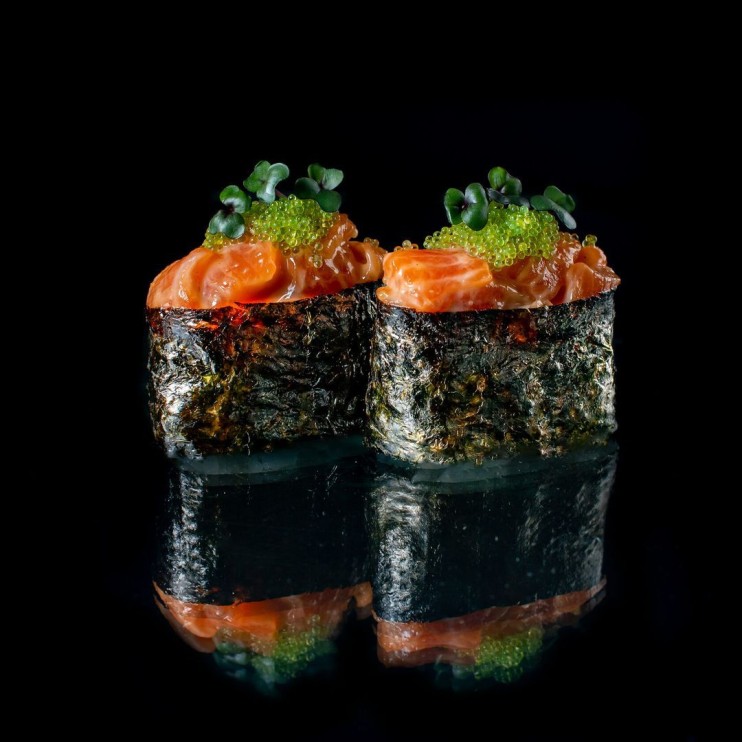 Гункани з лососем 2 шт. 🌶️